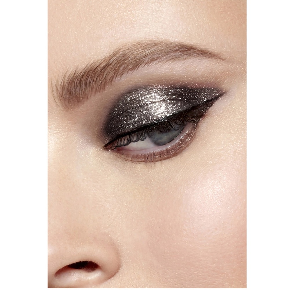 Stila Glitter & Glow Liquid Eye Shadow Molten Midnight